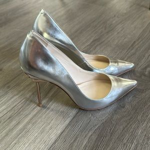 Sophia Webster Heart Shaped Swan Love Bird Silver Wedding Special Occasion Heel